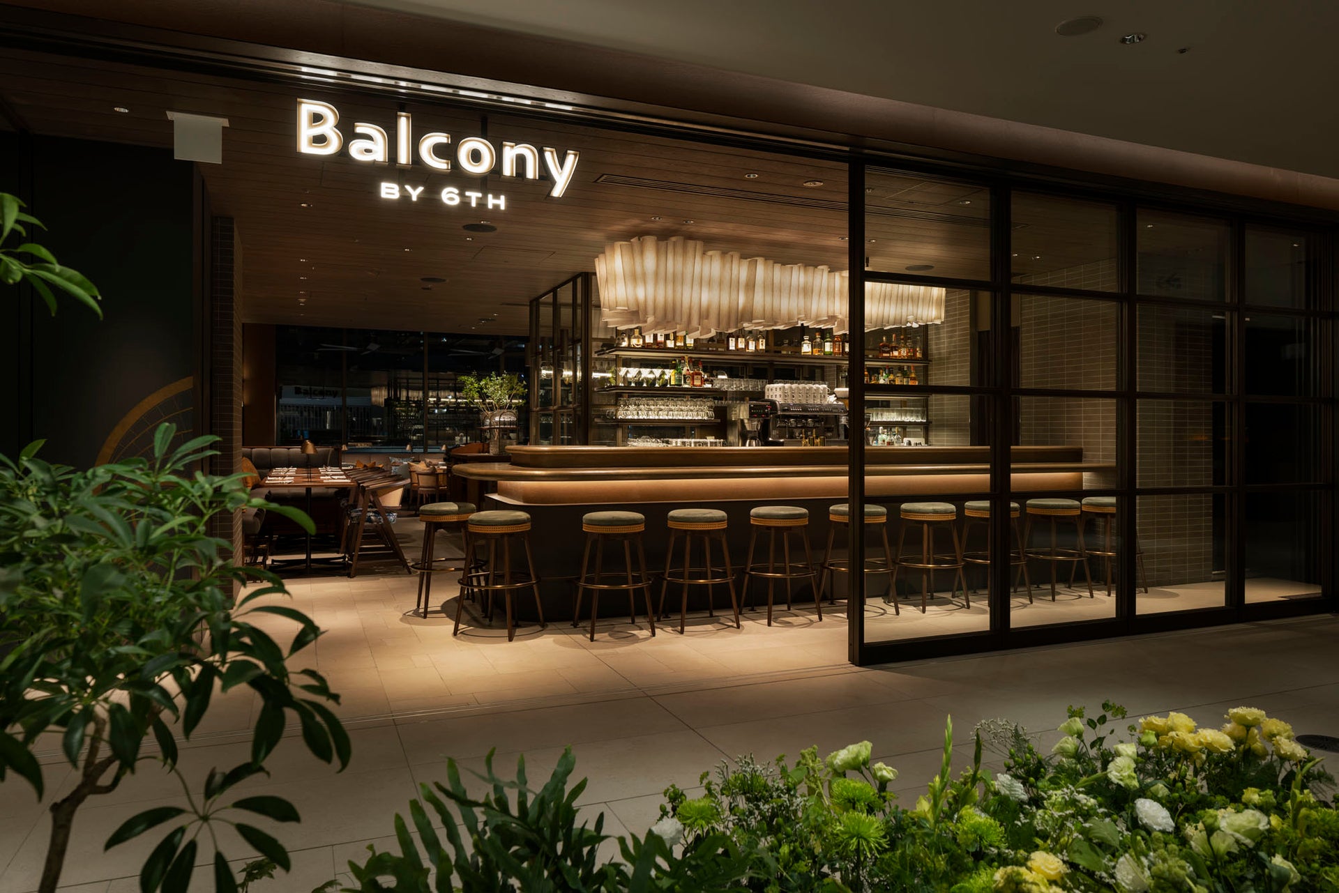 麻布台ヒルズ・タワープラザ3階　Balcony by 6th / The Lovers’ Lounge